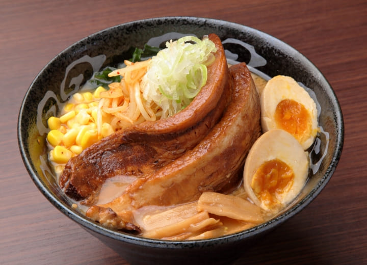 20cmで二重な大黒味噌チャーシュー麺