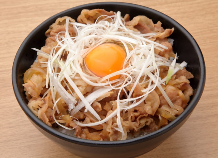 牛バラ丼×牛筋丼の牛牛二重丼